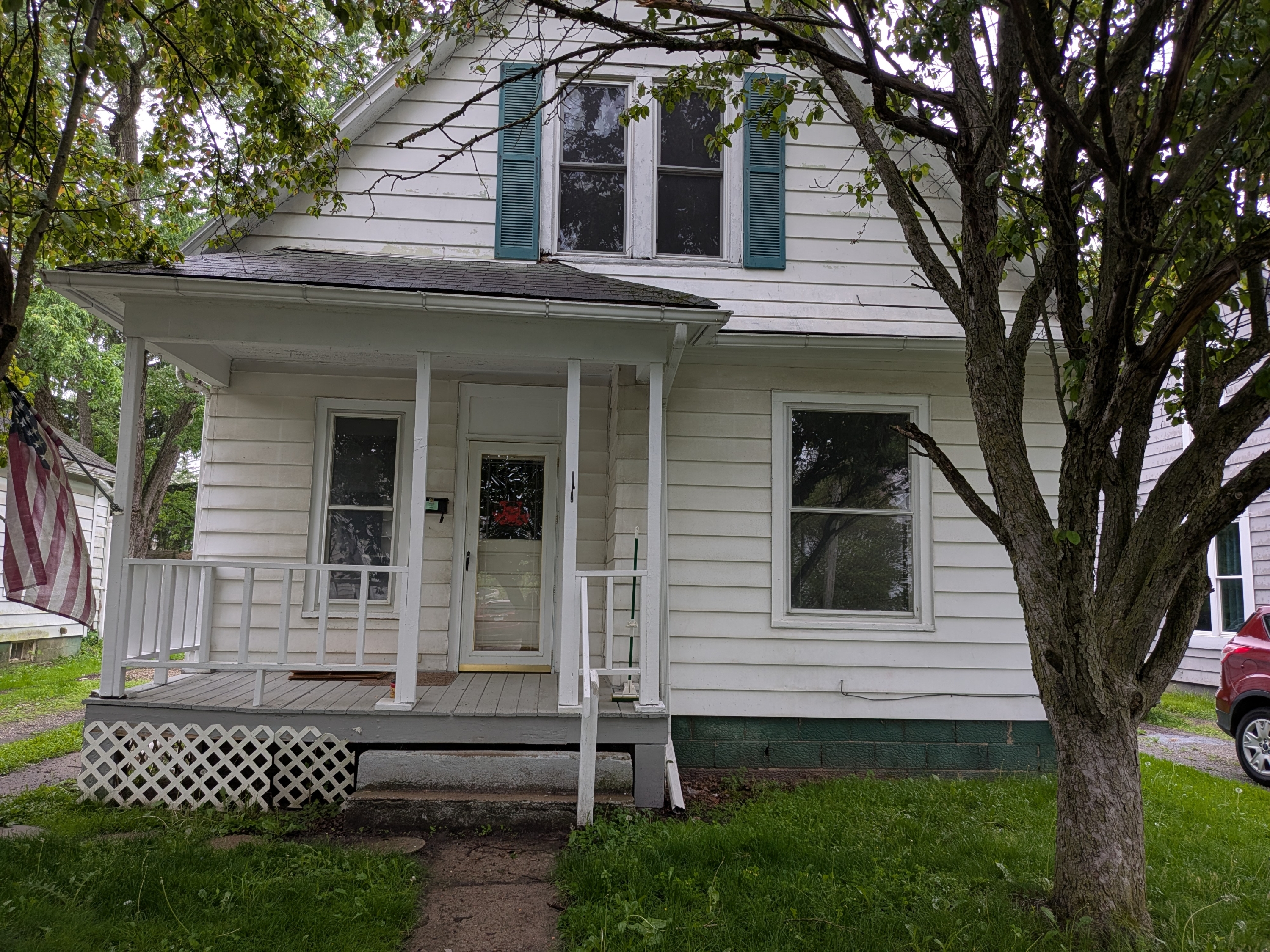 77 North Pine Street