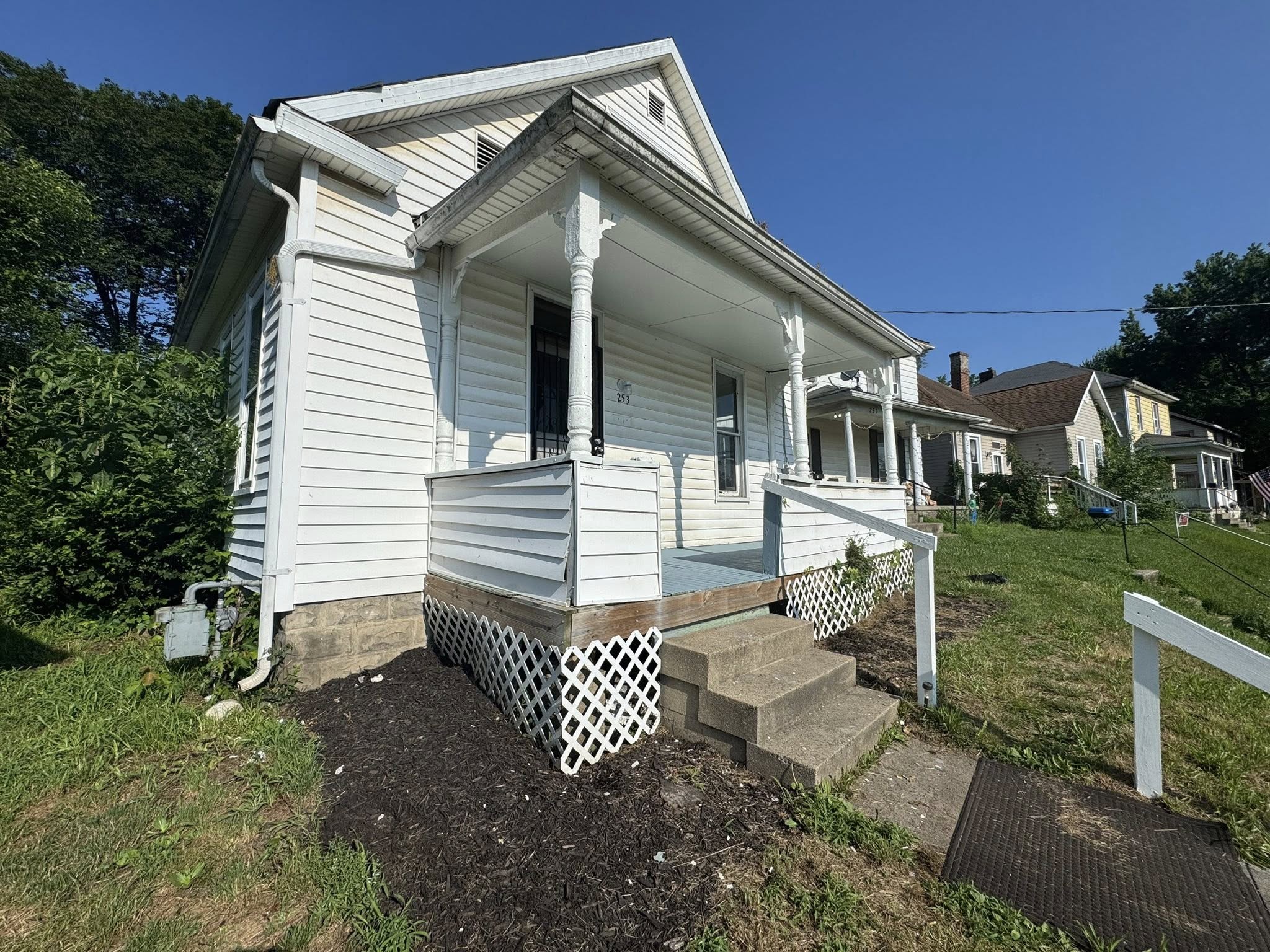 Property main image