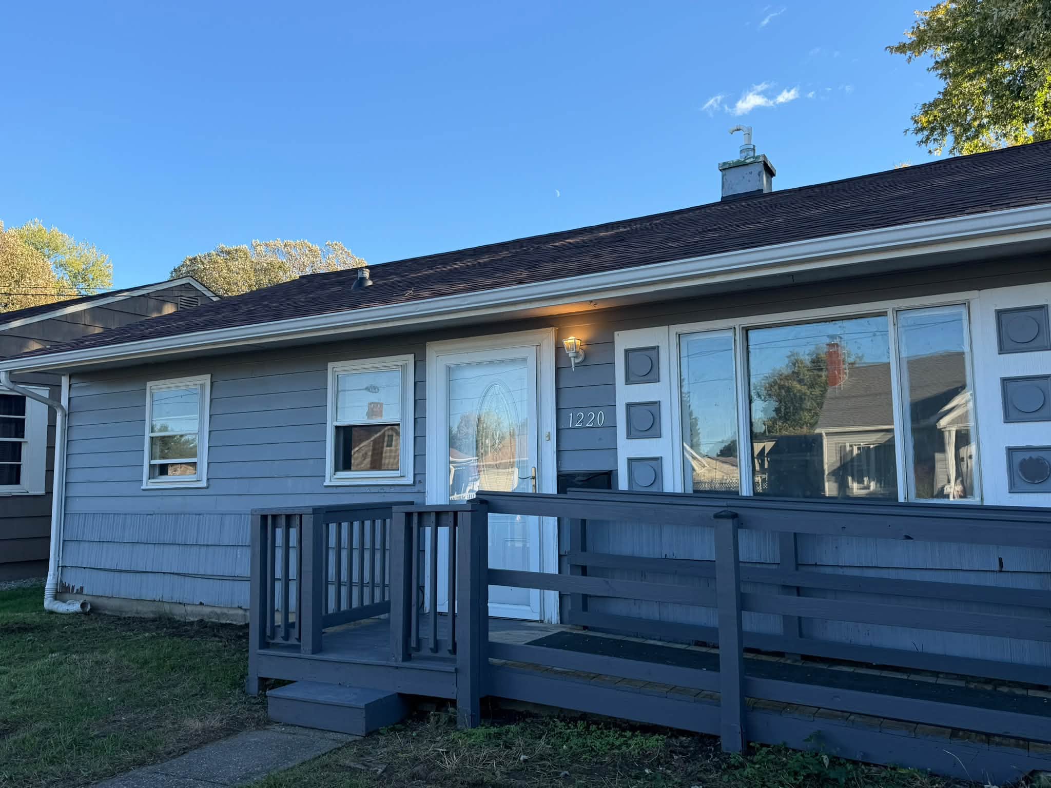 1220 Eppley Avenue - 1